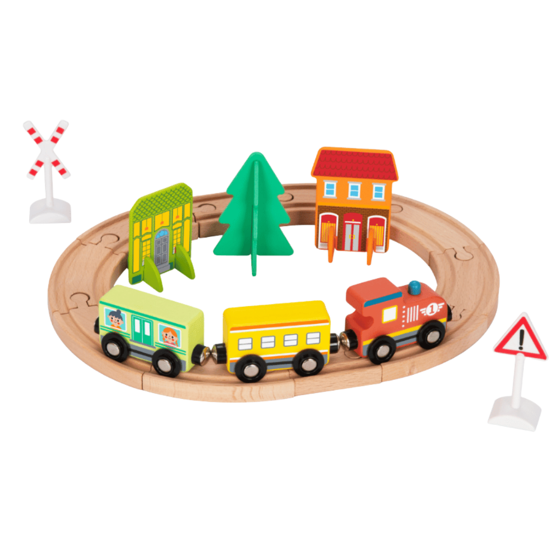 Hi Pando Wooden Train Set box showing three small magnetic train carriages, curved wooden tracks, and colourful house building blocks.