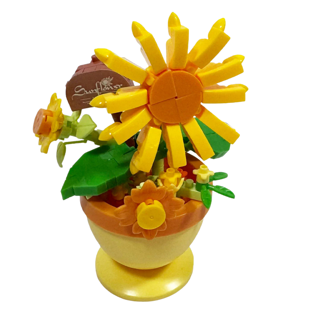 Building block sets featuring a yellow sunflower and a blue hydrangea in decorative pots