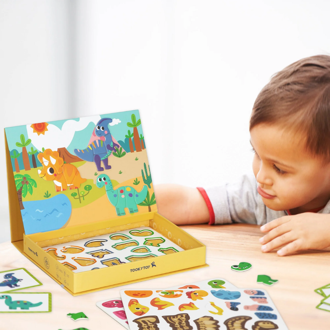 TookyToy Magnetic Box - Dinosaur: Build & Play Set